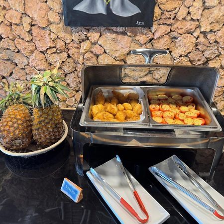 Tiki Beach Club & Resort (Adults Only) Bwejuu Zewnętrze zdjęcie