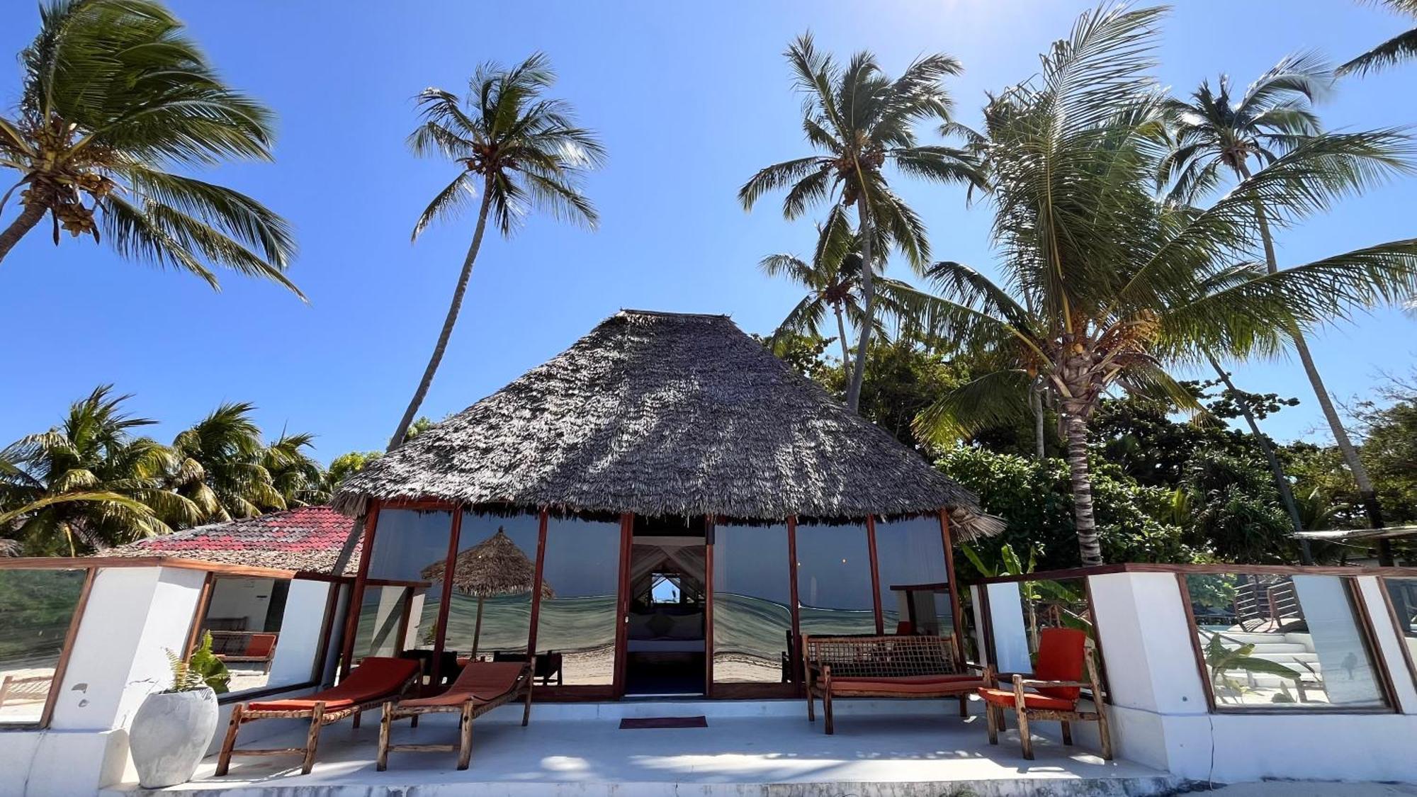 Tiki Beach Club & Resort (Adults Only) Bwejuu Zewnętrze zdjęcie