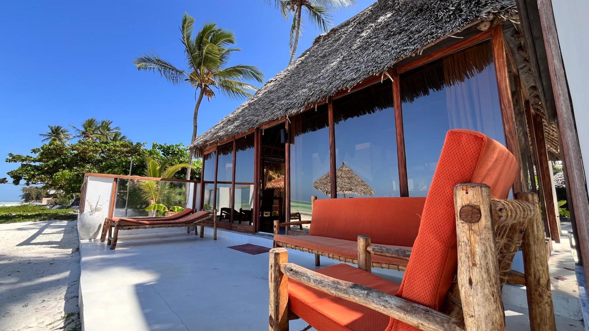 Tiki Beach Club & Resort (Adults Only) Bwejuu Zewnętrze zdjęcie
